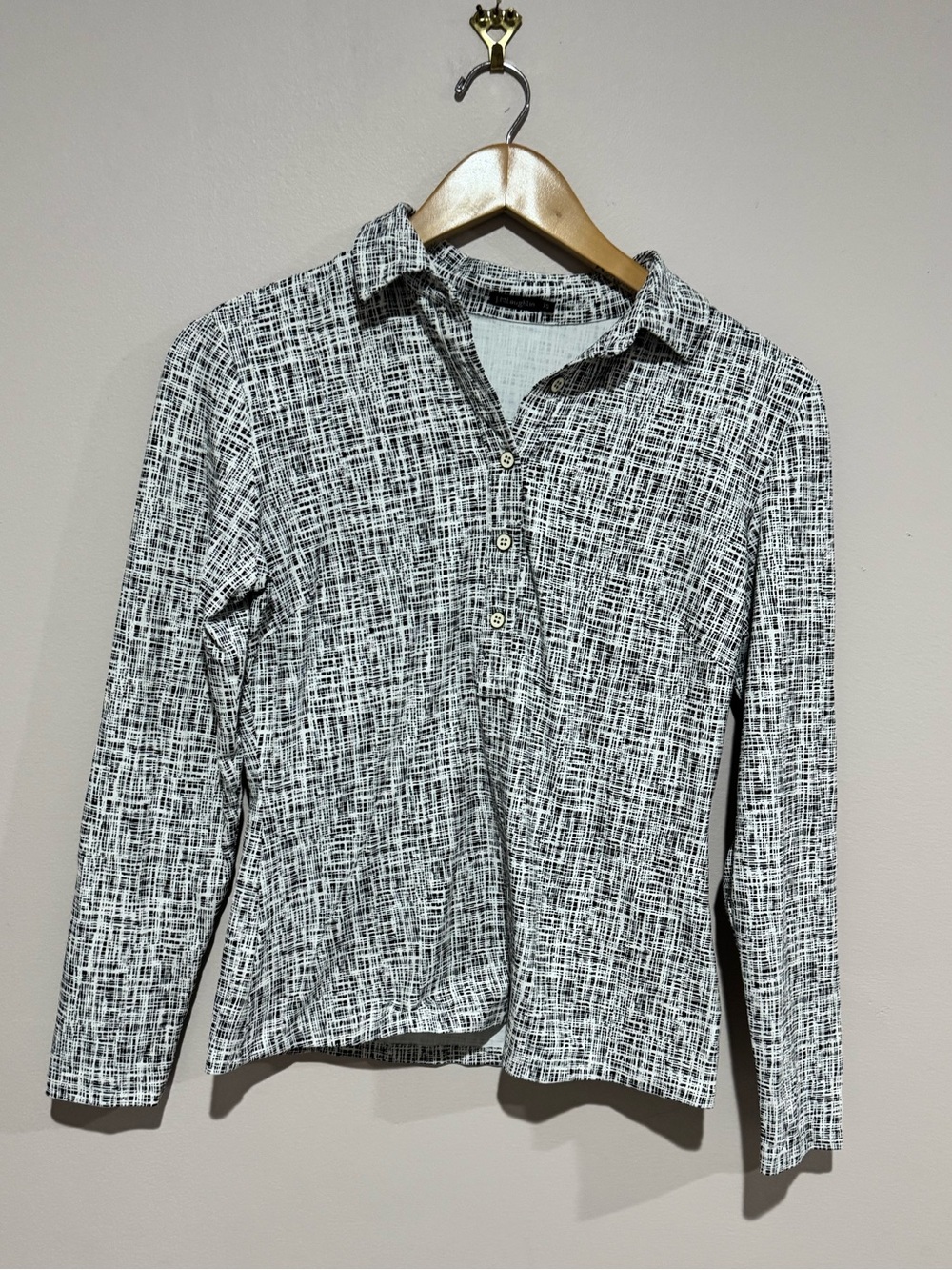 mclaughlin Womens XS Black White Geometric Button shirt